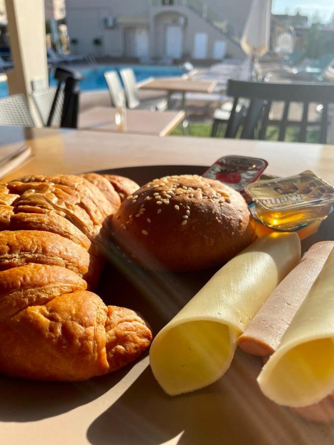 Nuevo Vista Bed and Breakfast Κάβος Εξωτερικό φωτογραφία